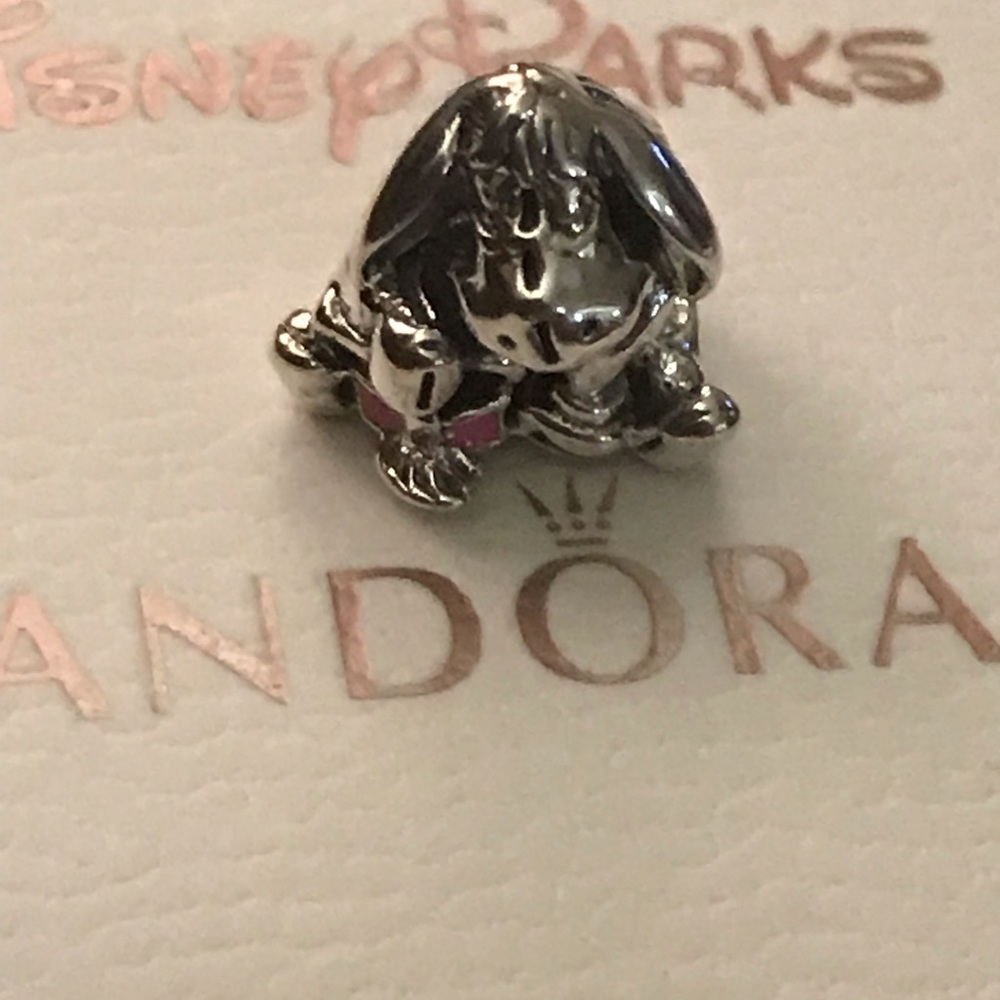 Pandora eeyore